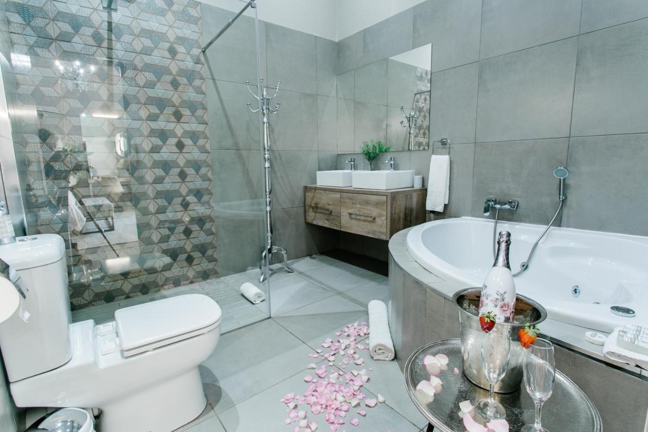 Stonehill Villa Bloemfontein Bagian luar foto