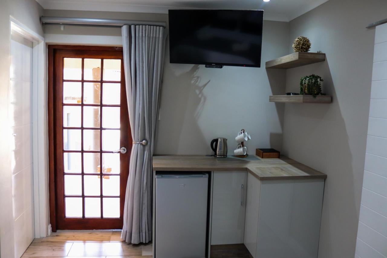 Stonehill Villa Bloemfontein Bagian luar foto